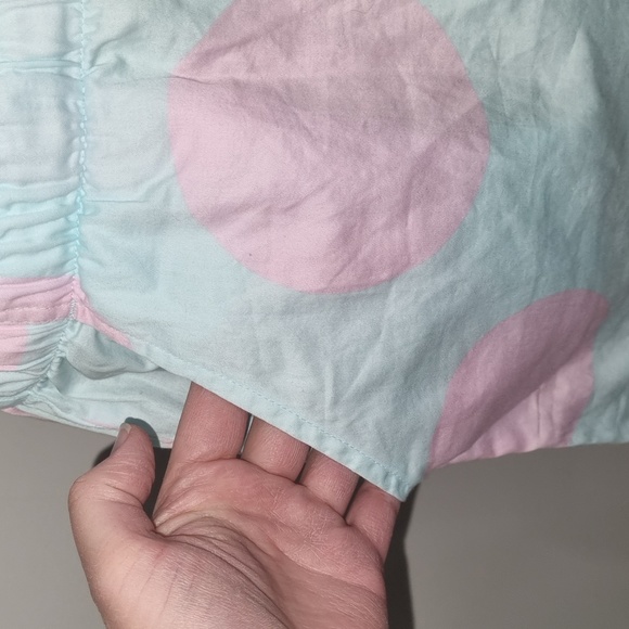 Peter Alexander pale blue shorts, pale pink polka,pockets, elastic waist, size L - Picture 2 of 7